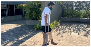 Rishabh Pant: ನಡೆಯಲು ಆರಂಭಿಸಿದ ರಿಷಭ್ ಪಂತ್: ಟ್ವಿಟ್ಟರ್‌ನಲ್ಲಿ ಫೋಟೊ ಹಂಚಿಕೊಂಡ ಕ್ರಿಕೆಟಿಗ