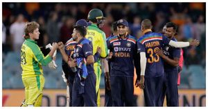 Ind vs Aus 1st ODI : ಮೊದಲ ಏಕದಿನ ಪಂದ್ಯದಲ್ಲಿ ಮುಖಾಮುಖಿ; Live ಸ್ಕೋರ್, ಆಡುವ ಬಳಗ
