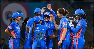 WPL 2023: ಮೊದಲ ಪಂದ್ಯದಲ್ಲಿ ಮುಂಬೈ ಆರ್ಭಟ: ಗುಜರಾತ್ ಜೈಂಟ್ಸ್ ವಿರುದ್ಧ ದಾಖಲೆಯ ಗೆಲುವು