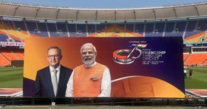 IND vs AUS 4th Test: ಸರಣಿ ನಿರ್ಣಾಯಕ ಪಂದ್ಯಕ್ಕೆ ಭಾರತ-ಆಸ್ಟ್ರೇಲಿಯಾ ಪ್ರಧಾನಿಗಳ ಉಪಸ್ಥಿತಿ; ಸ್ವಾಗತಕ್ಕೆ ಸಜ್ಜು