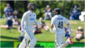 SL Vs NZ 1st Test: 5 ವಿಕೆಟ್ ಕಳೆದುಕೊಂಡು ಸಂಕಷ್ಟಕ್ಕೆ ಸಿಲುಕಿದ ನ್ಯೂಜಿಲೆಂಡ್: ಭಾರತಕ್ಕೆ ಹೆಚ್ಚಾಯ್ತು ತಲೆಬಿಸಿ