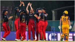 WPL 2023: ಮಿಂಚಿದ ಆರ್‌ಸಿಬಿ ಬೌಲಿಂಗ್ ಪಡೆ: 135 ರನ್‌ಗಳಿಗೆ ಯುಪಿ ವಾರಿಯರ್ಸ್ ಆಲೌಟ್