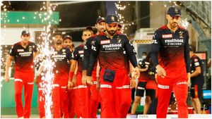 RCB Practice Match: ಐಪಿಎಲ್ ಆರಂಭಕ್ಕೆ ಮುನ್ನವೇ ಅಬ್ಬರಿಸಿದ ಬ್ರೇಸ್‌ವೆಲ್, ಮ್ಯಾಕ್ಸ್‌ವೆಲ್