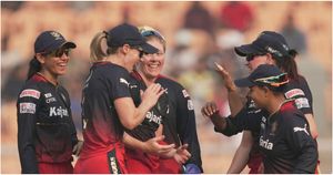 WPL 2023: ಆರ್‌ಸಿಬಿ ತಂಡಕ್ಕೆ ಯುಪಿ ವಾರಿಯರ್ಸ್ ಸವಾಲು, ಟಾಸ್ ರಿಪೋರ್ಟ್, ಆಡುವ ಬಳಗ