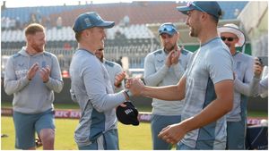 IPL 2023: ಆರ್​​ಸಿಬಿ ತಂಡಕ್ಕೆ ಕೆಟ್ಟ ಸುದ್ದಿ: ಗಾಯಗೊಂಡ ಸ್ಫೋಟಕ ಆಲ್‌ರೌಂಡರ್