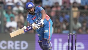 MI vs KKR: ಮುಂಬೈ ಇಂಡಿಯನ್ಸ್‌ಗೆ ಸತತ 2ನೇ ಗೆಲುವು: ವೆಂಕಟೇಶ್ ಐಯ್ಯರ್ ಶತಕ ವ್ಯರ್ಥ