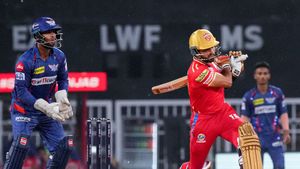 IPL 2023, PBKS vs LSG: ಟಾಸ್ ಗೆದ್ದ ಪಂಜಾಬ್ ಕಿಂಗ್ಸ್ ಬೌಲಿಂಗ್ ಆಯ್ಕೆ: ಆಡುವ ಬಳಗ Live ಸ್ಕೋರ್
