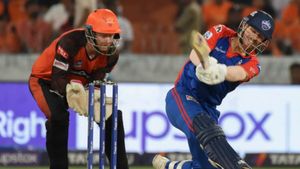DC vs SRH: ಪಂದ್ಯದಲ್ಲಿ ನಿಮ್ಮ ಡ್ರೀಮ್ ಟೀಮ್ ಗೆಲ್ಲಲು ಈ ಆಟಗಾರರನ್ನು ಆರಿಸಿ