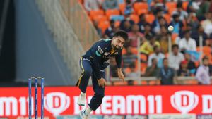 Rashid Khan: IPL 2023ರ ಮೊದಲ ಹ್ಯಾಟ್ರಿಕ್ ವಿಕೆಟ್ ಪಡೆದ ರಶೀದ್ ಖಾನ್