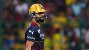 RCB ಹಂಗಾಮಿ ನಾಯಕ ವಿರಾಟ್ ಕೊಹ್ಲಿಗೆ 24 ಲಕ್ಷ ರೂ. ದಂಡ: ಸಂಪೂರ್ಣ ಆರ್‌ಸಿಬಿ ತಂಡಕ್ಕೂ ಶಿಕ್ಷೆ! ಕಾರಣ?