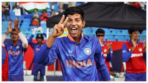 DC vs MI: ಪದಾರ್ಪಣಾ ಪಂದ್ಯದಲ್ಲಿ ವಿಫಲವಾದ ಯುವ ಆಟಗಾರ ಯಶ್ ಧುಲ್