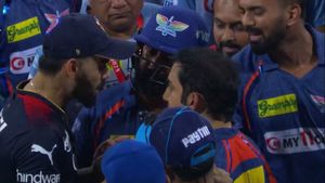 LSG vs RCB: ಮೈದಾನದಲ್ಲೇ ಜಗಳವಾಡಿದ ಕೊಹ್ಲಿ- ಗಂಭೀರ್‌ಗೆ ಭಾರೀ ಶಿಕ್ಷೆ; ನವೀನ್‌ಗೂ ದಂಡದ ಬಿಸಿ