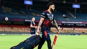 IPL 2023: ಬೆಂಗಳೂರಿನಲ್ಲಿ ಧಾರಾಕಾರ ಮಳೆ; ಆರ್‌ಸಿಬಿ vs ಗುಜರಾತ್ ಪಂದ್ಯಕ್ಕೆ ಮಳೆ ಅಡ್ಡಿ?