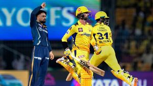 CSK vs GT Final: ಮಳೆ ಅವಾಂತರಕ್ಕೆ 15 ಓವರ್‌ಗೆ ಕುಸಿದ ಪಂದ್ಯ; ಸಿಎಸ್‌ಕೆಗೆ ಟಾರ್ಗೆಟ್ ಎಷ್ಟು?