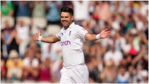 Ashes 2023: ಮೂರನೇ ಪಂದ್ಯಕ್ಕೆ ಆಂಡರ್ಸನ್ ಕೈಬಿಡುವಂತೆ ರಿಕಿ ಪಾಂಟಿಂಗ್ ಸಲಹೆ