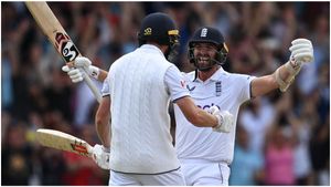 Ashes 2023: ಕಡೆಗೂ ಆಸಿಸ್ ಪಡೆಗೆ ಸೋಲುಣಿಸಿದ ಇಂಗ್ಲೆಂಡ್: ರೋಚಕ ಪಂದ್ಯದಲ್ಲಿ 3 ವಿಕೆಟ್‌ಗಳ ಗೆಲುವು