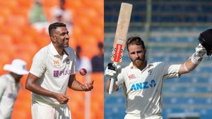 ICC Test Rankings: ಅಗ್ರಸ್ಥಾನ ಉಳಿಸಿಕೊಂಡ ಆರ್ ಅಶ್ವಿನ್; ಬ್ಯಾಟಿಂಗ್‌ನಲ್ಲಿ ನಂ.1 ಸ್ಥಾನಕ್ಕೇರಿದ ಕೇನ್ ವಿಲಿಯಮ್ಸನ್