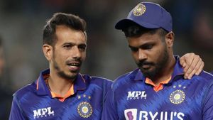 IND vs WI: ಮೊದಲ ಪಂದ್ಯದಲ್ಲಿ ಈತನನ್ನು ಹೊರಗಿಟ್ಟಿದ್ದಕ್ಕೆ ಅಚ್ಚರಿ ವ್ಯಕ್ತಪಡಿಸಿದ ಮಾಜಿ ಕ್ರಿಕೆಟಿಗ