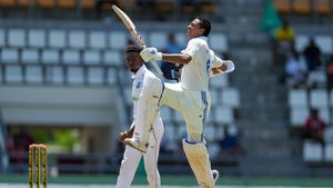 Ind Vs WI Test: ಅಶ್ವಿನ್ ಮೋಡಿಗೆ ಮಕಾಡೆ ಮಲಗಿದ ವಿಂಡೀಸ್: ಭಾರತಕ್ಕೆ ಭಾರಿ ಗೆಲುವು
