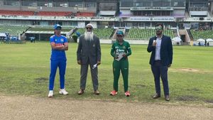 INDw vs BANw: ಭಾರತ vs ಬಾಂಗ್ಲಾದೇಶ ಮಹಿಳಾ ಪಂದ್ಯದ ಟಾಸ್ ವರದಿ, ಆಡುವ 11ರ ಬಳಗ, ಲೈವ್ ಸ್ಕೋರ್