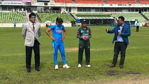 INDw vs BANw: ಭಾರತ vs ಬಾಂಗ್ಲಾದೇಶ ಮೊದಲ ಏಕದಿನ ಪಂದ್ಯದ ಟಾಸ್ ವರದಿ, ಆಡುವ 11ರ ಬಳಗ