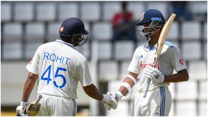 Ind vs WI: ಚೊಚ್ಚಲ ಪಂದ್ಯದಲ್ಲಿಯೇ ಭರ್ಜರಿ ಅರ್ಧ ಶತಕ ಸಿಡಿಸಿ ಮುನ್ನುಗ್ಗಿದ ಯಶಸ್ವಿ ಜೈಸ್ವಾಲ್