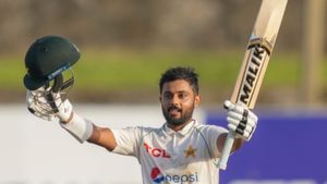 PAK vs SL: ಟೆಸ್ಟ್ ಕ್ರಿಕೆಟ್‌ ಇತಿಹಾಸದಲ್ಲಿ ಮೊದಲ ಬಾರಿಗೆ ಈ ಸಾಧನೆ ಮಾಡಿದ ಪಾಕಿಸ್ತಾನದ ಸೌದ್ ಶಕೀಲ್
