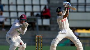 IND vs WI: ಟೆಸ್ಟ್ ಕ್ರಿಕೆಟ್‌ನಲ್ಲಿ ಭಾರತೀಯ ಶ್ರೇಷ್ಠನನ್ನು ಹಿಂದಿಕ್ಕಿ ಮತ್ತೊಂದು ಬೃಹತ್ ಸಾಧನೆಗೈದ ವಿರಾಟ್ ಕೊಹ್ಲಿ