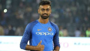 IND vs WI: ದಶಕದ ಬಳಿಕ ಏಕದಿನ ಕ್ರಿಕೆಟ್‌ಗೆ ಪುನರಾಗಮನ ಮಾಡಿ ವಿಶಿಷ್ಟ ದಾಖಲೆ ಬರೆದ ಜಯದೇವ್ ಉನಾದ್ಕಟ್