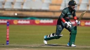 Asia Cup 2023: ಬಾಂಗ್ಲಾದೇಶ ತಂಡಕ್ಕೆ ಭಾರೀ ಹಿನ್ನಡೆ; ಪಂದ್ಯಾವಳಿಯಿಂದ ಸ್ಟಾರ್ ಬ್ಯಾಟರ್ ಔಟ್!
