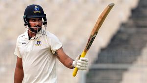 Manoj Tiwary: ಎಲ್ಲಾ ಮಾದರಿಯ ಕ್ರಿಕೆಟ್‌ಗೆ ಗುಡ್‌ಬೈ ಹೇಳಿದ ಪಶ್ಚಿಮ ಬಂಗಾಳ ಕ್ರೀಡಾ ಸಚಿವ