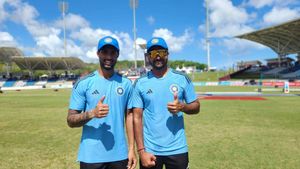 IND vs WI: ಅಂತಾರಾಷ್ಟ್ರೀಯ ಟಿ20 ಕ್ರಿಕೆಟ್‌ಗೆ ಪದಾರ್ಪಣೆ ಮಾಡಿದ ತಿಲಕ್ ವರ್ಮಾ, ಮುಖೇಶ್ ಕುಮಾರ್