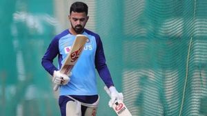 KL Rahul Fitness: ಏಷ್ಯಾಕಪ್, ವಿಶ್ವಕಪ್‌ಗೆ ಪುನರಾಗಮನ ಮಾಡಲು ಫಿಟ್‌ನೆಸ್ ಪಾಸಾಗ್ತಾರಾ ಕನ್ನಡಿಗ ಕೆಎಲ್ ರಾಹುಲ್?