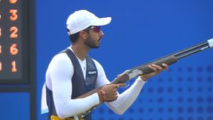 Asian Games 2023: ಸ್ಕೀಟ್‌ನಲ್ಲಿ ಬೆಳ್ಳಿ ಗೆದ್ದ ಭಾರತದ ಅನಂತ್ ಸಿಂಗ್ ನರುಕಾ; ಚಿನ್ನ ಗೆದ್ದ 60ರ ಹರೆಯದ ಅಬ್ದುಲ್ಲಾ