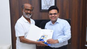 2023ರ ವಿಶ್ವಕಪ್‌ನ ಗೋಲ್ಡನ್ ಟಿಕೆಟ್ ಪಡೆದ ಮೂರನೇ ವ್ಯಕ್ತಿ ಸೂಪರ್‌ಸ್ಟಾರ್ ರಜನಿಕಾಂತ್