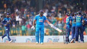 India vs Sri Lanka: ಏಕದಿನ ಕ್ರಿಕೆಟ್‌ನಲ್ಲಿ ಇದೇ ಮೊದಲ ಬಾರಿಗೆ ಇಲ್ಲದ ದಾಖಲೆ ಸೃಷ್ಟಿಸಿದ ಭಾರತ!