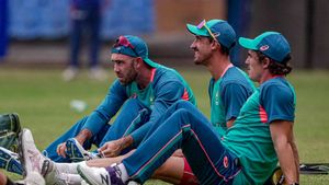 IND vs AUS: ಆಸ್ಟ್ರೇಲಿಯಾ ತಂಡಕ್ಕೆ ಹಿನ್ನಡೆ; ಭಾರತ ವಿರುದ್ಧ ಮೊದಲ ಏಕದಿನ ಪಂದ್ಯಕ್ಕೆ 2 ಸ್ಟಾರ್ ಆಟಗಾರರು ಅಲಭ್ಯ