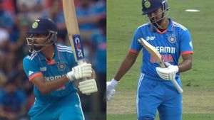 IND vs PAK: ಹ್ಯಾರಿಸ್ ರೌಫ್ ವೇಗದ ಎಸೆತಕ್ಕೆ ಮುರಿದ ಶುಭ್ಮನ್ ಗಿಲ್ ಬ್ಯಾಟ್; ಭಾರತದ ಕಳಪೆ ಆರಂಭ!
