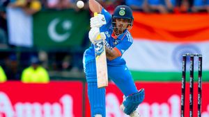 Ishan Kishan: ಏಕದಿನ ಕ್ರಿಕೆಟ್‌ನಲ್ಲಿ ಎಂಎಸ್ ಧೋನಿಯ ಬೃಹತ್ ದಾಖಲೆ ಸರಿಗಟ್ಟಿದ ಇಶಾನ್ ಕಿಶನ್