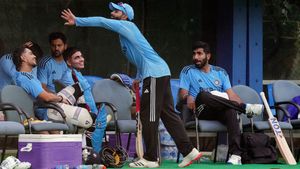IND vs AUS: ವಿಶ್ವಕಪ್ ಸಮೀಪದಲ್ಲೇ ಭಾರತ ತಂಡಕ್ಕೆ ದೊಡ್ಡ ಆಘಾತ; ಇಶಾನ್ ಕಿಶನ್ ಸೇರಿ ಈ ಆಟಗಾರರಿಗೆ ವೈರಲ್ ಫೀವರ್!