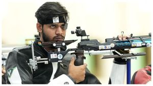 ಏಷ್ಯನ್ ಗೇಮ್ಸ್‌ನಲ್ಲಿ ಭಾರತದ ಚಿನ್ನದ ಬೇಟೆ ಆರಂಭ: ವಿಶ್ವದಾಖಲೆಯೊಂದಿಗೆ ಚಿನ್ನದ ಪದಕ ಗೆದ್ದ ಶೂಟರ್‌ಗಳು