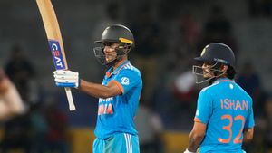 IND vs BAN: ಏಕದಿನ ಕ್ರಿಕೆಟ್‌ನಲ್ಲಿ 5ನೇ ಶತಕ ಬಾರಿಸಿದ ಶುಭ್ಮನ್ ಗಿಲ್; ಸಚಿನ್, ಕೊಹ್ಲಿ ಸಾಲಿಗೆ ಸೇರ್ಪಡೆ