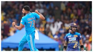 W 0 W W 4 W: ಸಿರಾಜ್ ವಿಶ್ವದಾಖಲೆಯ ದಾಳಿಗೆ ಕ್ರಿಕೆಟ್‌ಲೋಕ ದಂಗು: ಹೀನಾಯ ಸ್ಥಿತಿಯಲ್ಲಿ ಶ್ರೀಲಂಕಾ