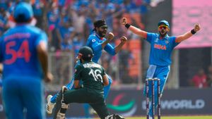 ICC World Cup 2023: ಭಾರತೀಯ ಬೌಲರ್‌ಗಳ ಮಾರಕ ದಾಳಿಗೆ ತತ್ತರಿಸಿದ ಪಾಕಿಸ್ತಾನ; ಭಾರತಕ್ಕೆ ಸುಲಭ ಗುರಿ