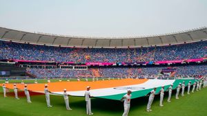 India vs Pakistan: ನರೇಂದ್ರ ಮೋದಿ ಸ್ಟೇಡಿಯಂನಲ್ಲಿ ಮೊಳಗಿದ 'ಜೈ ಶ್ರೀರಾಮ್' ಘೋಷಣೆ; ಪಾಕಿಸ್ತಾನ ಆಲೌಟ್