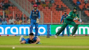 SA vs AFG: ರಾಸ್ಸಿ ವ್ಯಾನ್ ಡೆರ್ ಡಸ್ಸೆನ್ ಪಂದ್ಯ ವಿಜೇತ ಆಟ; ದಕ್ಷಿಣ ಆಫ್ರಿಕಾ ವಿರುದ್ಧ ಸೋತು ಹೊರಬಿದ್ದ ಅಫ್ಘಾನಿಸ್ತಾನ!