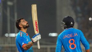 IND vs SA: ಜನ್ಮದಿನದಂದು ಶತಕ ಬಾರಿಸಿದ ಭಾರತದ 3ನೇ, ವಿಶ್ವದ 6ನೇ ಬ್ಯಾಟರ್ ವಿರಾಟ್ ಕೊಹ್ಲಿ!