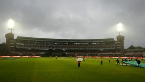 IND vs SA: ಭಾರತ vs ದಕ್ಷಿಣ ಆಫ್ರಿಕಾ ನಿರ್ಣಾಯಕ 3ನೇ ಪಂದ್ಯಕ್ಕೂ ಮಳೆ ಕಾಟವೇ?; ಪಂದ್ಯದ ವಿವರ, ಹವಾಮಾನ ವರದಿ