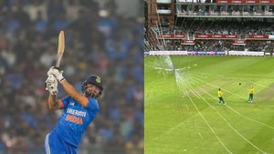 IND vs SA: ಚೊಚ್ಚಲ ಟಿ20 ಅರ್ಧಶತಕ ಬಾರಿಸಿದ ರಿಂಕು ಸಿಂಗ್; ಸಿಕ್ಸರ್ ಶಾಟ್‌ಗೆ ಮೀಡಿಯಾ ಬಾಕ್ಸ್ ಗ್ಲಾಸ್ ಪುಡಿಪುಡಿ!