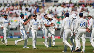 India Squad: ಇಂಗ್ಲೆಂಡ್ ವಿರುದ್ಧ ಮೊದಲ 2 ಟೆಸ್ಟ್ ಪಂದ್ಯಗಳಿಗೆ ಭಾರತ ತಂಡ ಪ್ರಕಟ; ಇಶಾನ್, ಶಮಿಗಿಲ್ಲ ಸ್ಥಾನ